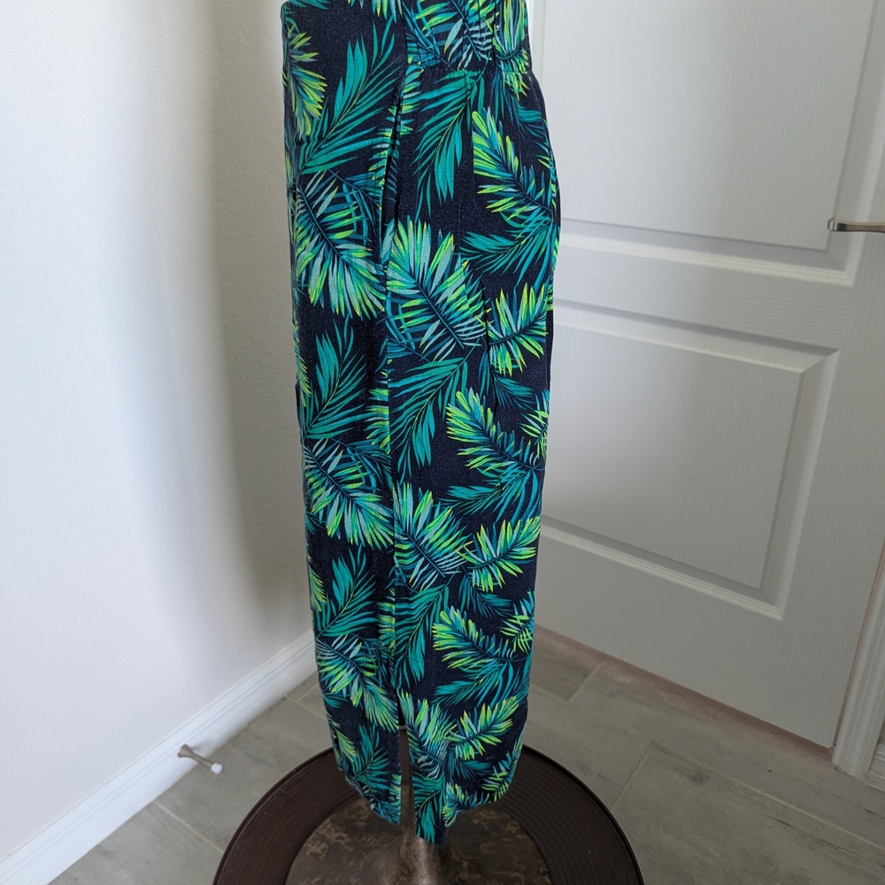 Soft Surroundings Green Leaf Pattern Pants - image 8